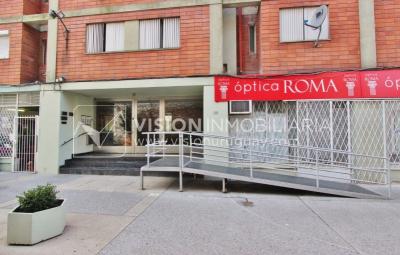 Apartamento con Renta al frente sobre Av. 8 de Octubre casi Propios, en 5to Piso, 3 dormitorios y 1 baño, impecable