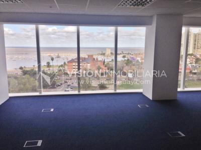 Oficina en Torre IV - Mvdeo. World Trade Center, Usd 380,000