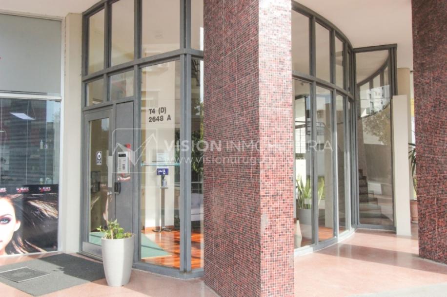 Tres Cruces Apto 1 Dorm, Piso 15 - vistas, Balcón y Terraza Lav, 43 m2.-47