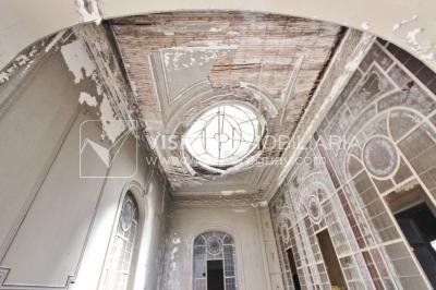 Edificio Palacio Amézaga, oportunidad de inversión, a reciclar para sede corporativa, oficinas u otro destino, 1500 m2 en el corazón de la Cd. Vieja.