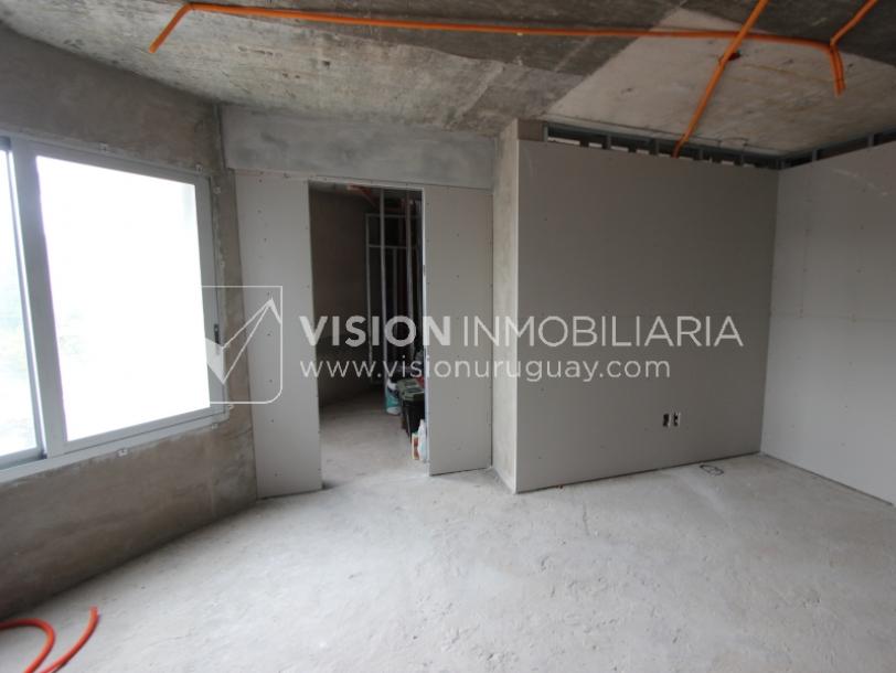 Exclusivo apartamento de 2 dormitorios en Av. Roosevelt Punta del Este-16