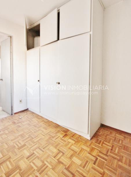 Alquila Apto. de 200m2 sobre el Parque Villa Biarritz, 3 dorm+servicio, garaje-68