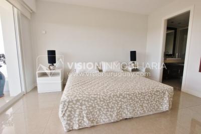 Apto en Aquarela Tower, lo mejor de Punta del Este | 4 dorm en suite + servicio, 253 m2 