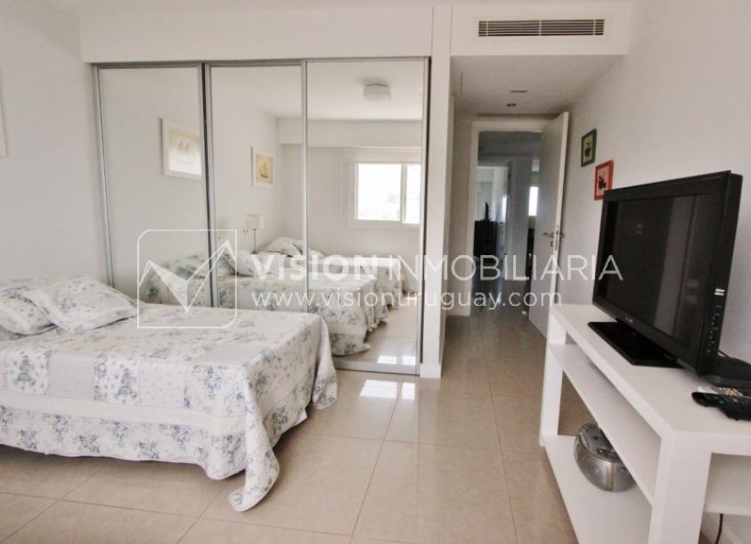 Apto en Aquarela Tower, lo mejor de Punta del Este | 4 dorm en suite + servicio, 253 m2 -55