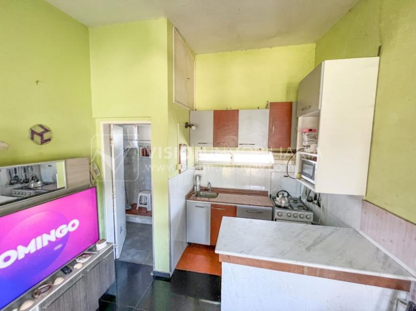 Venta conjunta de Dos Casas independientes en un gran terreno de 622 m2, una de 2 Dormitorios y 1 Baño, la otra de 1 Dormitorio y 1 Baño, Parrillero, Garaje. Barrio Español del balneario Atlántida, 8 cuadras al Norte de la Interbalnearia por Ruta 11.-23