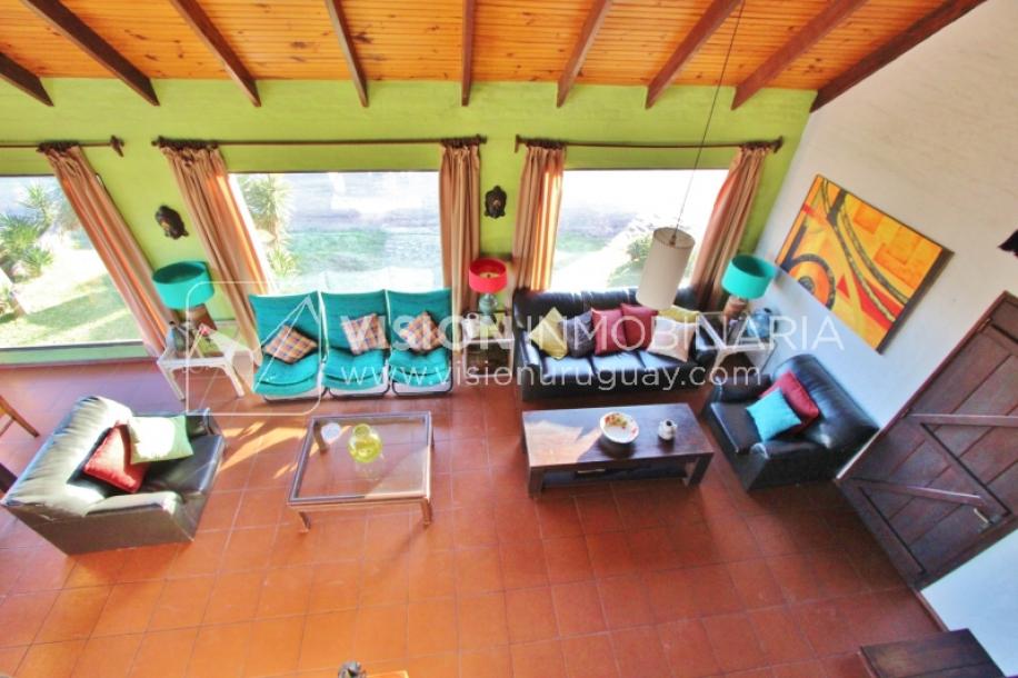 Espectacular Casa en Punta del Diablo a pasos del mar; piscina climatizada, barbacoa, chillout.-82