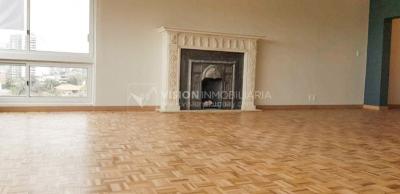 Apartamento en Rambla Piso alto al Puertito del Buceo 3 dorm + Servicio, 180 m2; Alquiler U$S 2.250 / GC $31.000