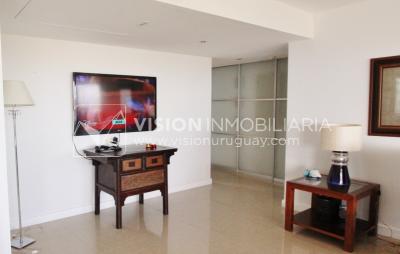 Apto en Aquarela Tower, lo mejor de Punta del Este | 4 dorm en suite + servicio, 253 m2 