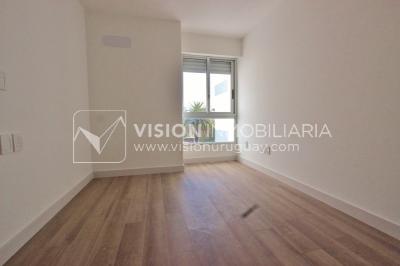 Aptos con Renta U$S 1,250 xMes en Puerto del Buceo, 1er Piso, finas terminaciones.