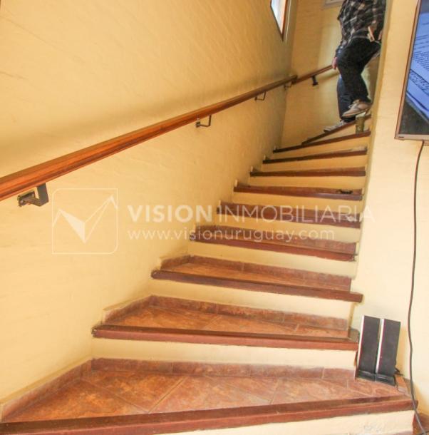 Casa moderna 2 dorm, 2 baños, 409 m2 terreno y 157m2 construidos, Fortin de Santa Rosa, con buen fondo y barbacoa, Garaje.-15