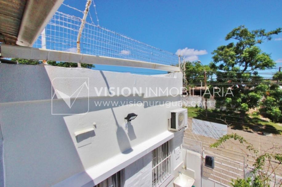 Casa impecable en La Teja, 3 dorm y 1 baño, barbacoa, garaje p/ 2 autos-33