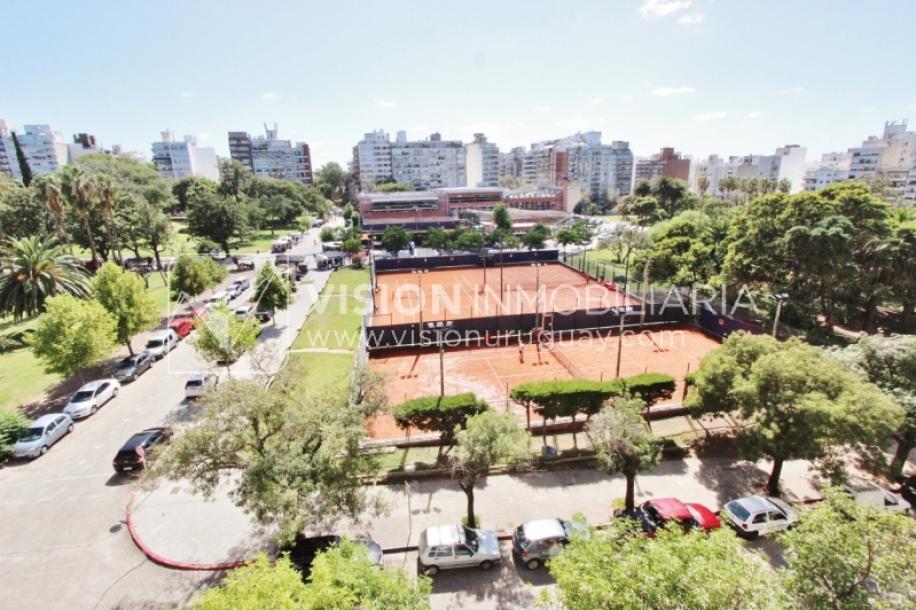 Alquila Apto. de 200m2 sobre el Parque Villa Biarritz, 3 dorm+servicio, garaje-15