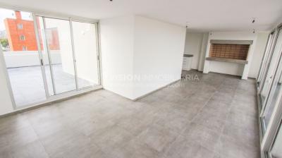 Apartamento en Venta 2 dormitorios y 1 baño, Palermo Parque Rodó Cordón Sur, 6to piso al frente