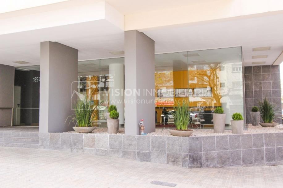 Apto nuevo 2 Dorm, 1 Baño, Av Libertador, 3er Piso MB vista, Sol directo todo el día, 2 balcones, 51 m2, Centro / Aguada. Renta sin impuestos: Vivienda Social.-50