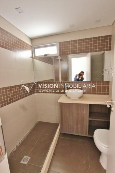 Apto en Puertito del Buceo, 4to Piso, finas terminaciones, a estrenar ya.