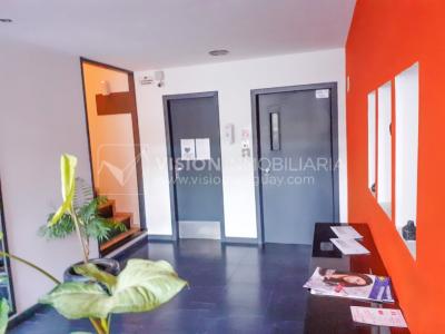 Apto 2 Dorm 1 Baño, Piso 5 MB vista, Terraza Lav, 50 m2., Centro