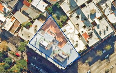 Apartamento con Renta en Venta al frente 2 Dormitorios 2 Baños, La Blanqueada, Av. 8 de Octubre, en Piso 3. Semiequipado. Amenities: 3 Parrilleros, gran Patio Juegos para Niños. Portería y Vigilancia