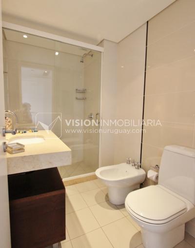 Apto en Aquarela Tower, lo mejor de Punta del Este | 4 dorm en suite + servicio, 253 m2 