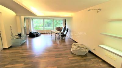 Alquile U$S 3.900 /mes - Distinguido Apartamento en Carrasco de 234 m2, 4 Dormitorios más Servicio, 2 Garajes.