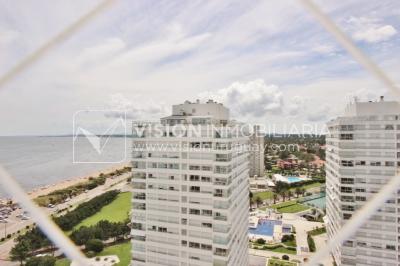 Apto en Aquarela Tower, lo mejor de Punta del Este | 4 dorm en suite + servicio, 253 m2 