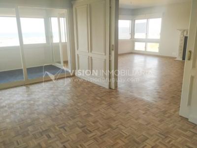 Apartamento en Rambla Piso alto al Puertito del Buceo 3 dorm + Servicio, 180 m2; Alquiler U$S 2.250 / GC $31.000