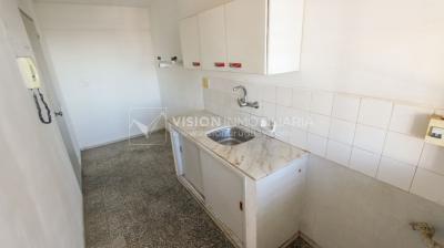 Apto 2 Dorm 1 Baño, Piso 5 MB vista, Terraza Lav, 50 m2., Centro