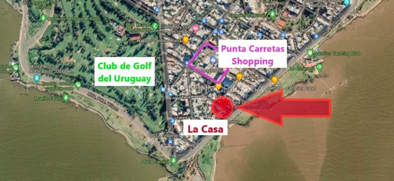 Casa inmaculada, reciclaje gran nivel, diseño y confort, Padrón Único, Punta Carretas; 3 dorm y 3 baños, barbacoa cerrada y terraza al frente, patio interior, 202 m2 construidos. A 20 mts. de Rambla, vista lateral al mar.-114