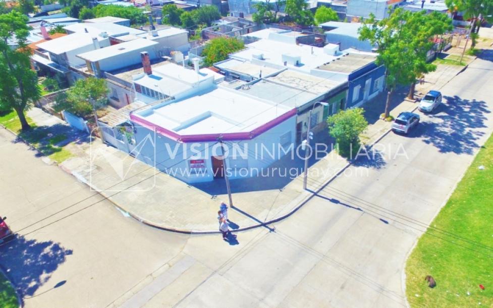 Casa impecable en La Teja, 3 dorm y 1 baño, barbacoa, garaje p/ 2 autos-41