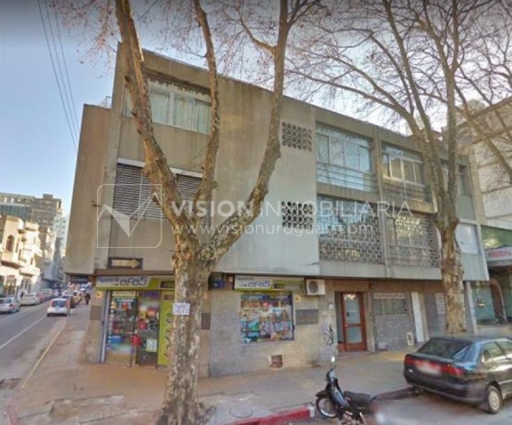 Apto. con Renta, 2 Dorm y 2 Baños, 63 m2, Cordón Sur, 2do Piso por Escalera, Parrillero compartido-28