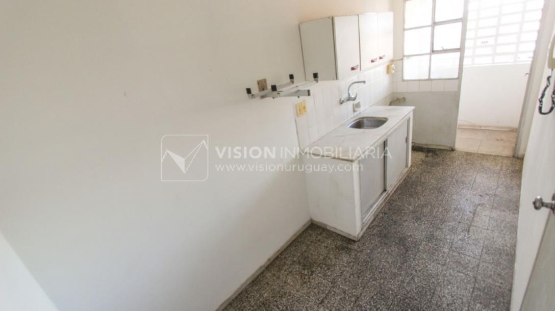 Apto 2 Dorm 1 Baño, Piso 5 MB vista, Terraza Lav, 50 m2., Centro-6