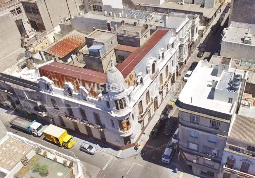 Edificio Palacio Amézaga, oportunidad de inversión, a reciclar para sede corporativa, oficinas u otro destino, 1500 m2 en el corazón de la Cd. Vieja.-13