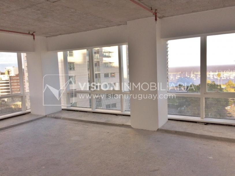 Oficina en Torre IV - Mvdeo. World Trade Center-2