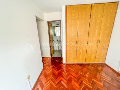 Apartamento con Renta en Venta al frente 2 Dormitorios 2 Baños, La Blanqueada, Av. 8 de Octubre, en Piso 3. Semiequipado. Amenities: 3 Parrilleros, gran Patio Juegos para Niños. Portería y Vigilancia