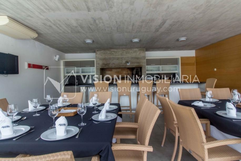 Apto en Aquarela Tower, lo mejor de Punta del Este | 4 dorm en suite + servicio, 253 m2 -108