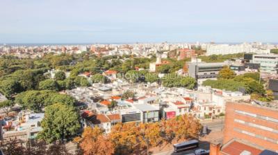 Tres Cruces Apto 1 Dorm, Piso 15 - vistas, Balcón y Terraza Lav, 43 m2.