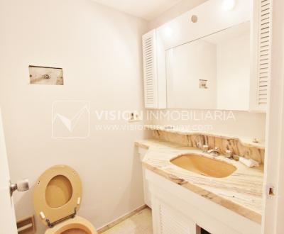 Alquila Apto. de 200m2 sobre el Parque Villa Biarritz, 3 dorm+servicio, garaje