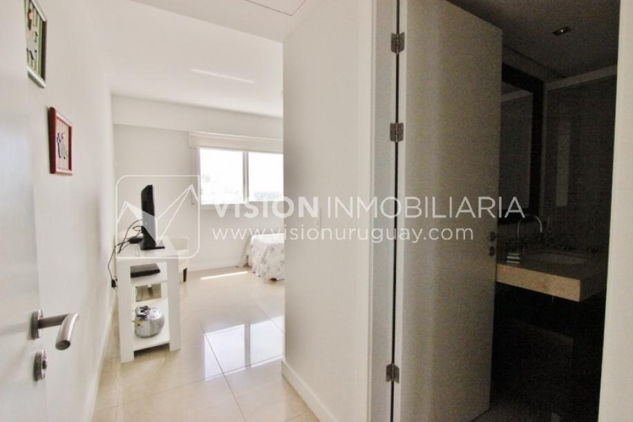 Apto en Aquarela Tower, lo mejor de Punta del Este | 4 dorm en suite + servicio, 253 m2 -51