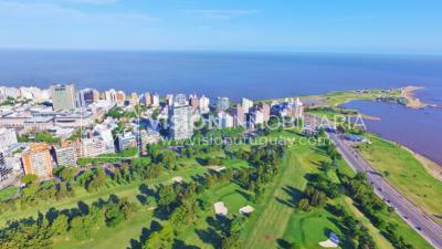 Apartamento-Monoambiente equipado, 25 m2, frente al Punta Carretas Shopping.