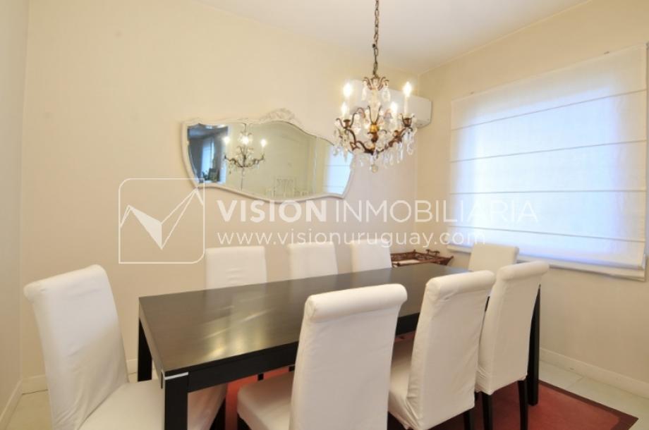 Apto. VIP sobre Rbla. 140 m2 con 3 dorm, 3 baños, cochera 2 automóviles-5