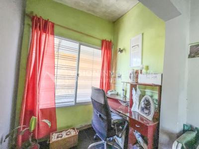 Venta conjunta de Dos Casas independientes en un gran terreno de 622 m2, una de 2 Dormitorios y 1 Baño, la otra de 1 Dormitorio y 1 Baño, Parrillero, Garaje. Barrio Español del balneario Atlántida, 8 cuadras al Norte de la Interbalnearia por Ruta 11.