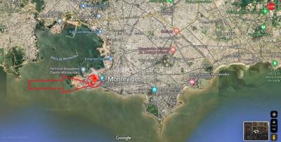 Oportunidad de Inversión: Venta de Mansión de 1905 de prestancia Señorial. Son 676 m2 en 2 plantas. Inmaculada, gran nivel. Amueblada. Ciudad Vieja. Terreno de 393 m2. Fachada de 10,5 mts. por calle Misiones. Protección Patrimonial grado 3 - U$ 507.1