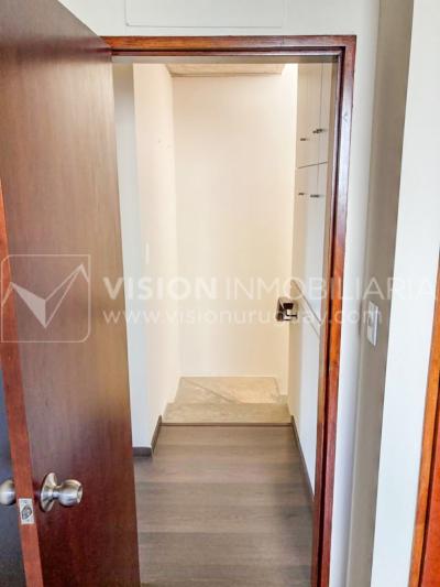 Casa en Venta en GREENS, Barrio Privado diseñado por el Arq. Carlos Ott. 3 dormitorios y 3 baños, 2 cocheras - U$ 340.000 dólares