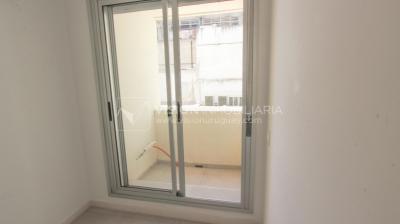Apto nuevo 2 Dorm, 1 Baño, Av Libertador, 3er Piso MB vista, Sol directo todo el día, 2 balcones, 51 m2, Centro / Aguada. Renta sin impuestos: Vivienda Social.