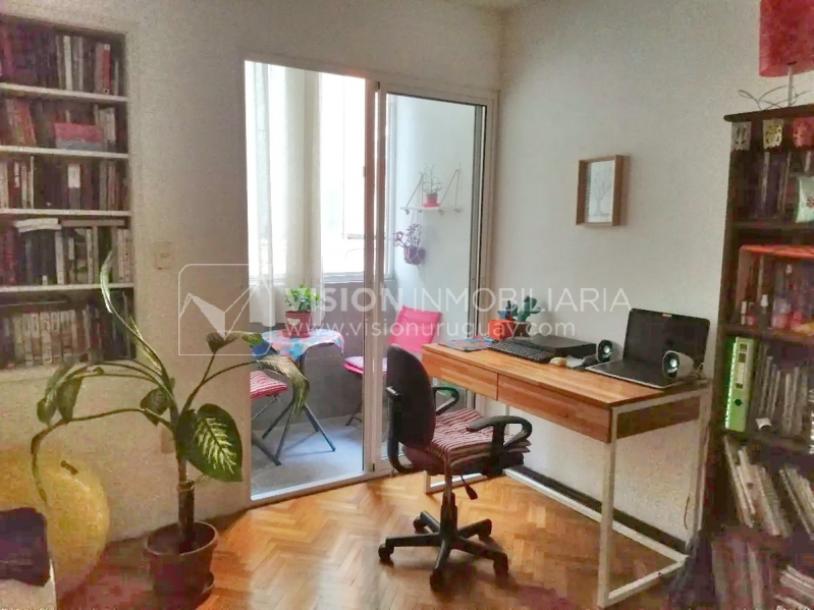 Apto. con Renta, 2 Dorm y 2 Baños, 63 m2, Cordón Sur, 2do Piso por Escalera, Parrillero compartido-13