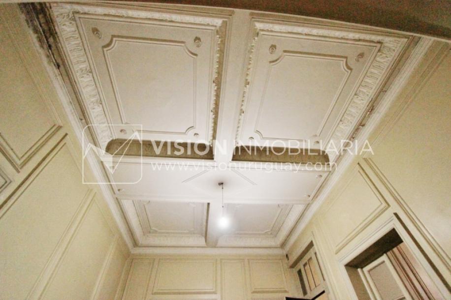 Edificio Palacio Amézaga, oportunidad de inversión, a reciclar para sede corporativa, oficinas u otro destino, 1500 m2 en el corazón de la Cd. Vieja.-38