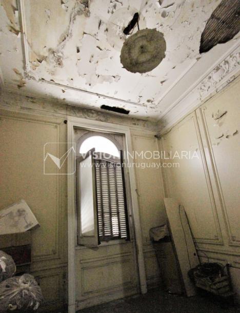 Edificio Palacio Amézaga, oportunidad de inversión, a reciclar para sede corporativa, oficinas u otro destino, 1500 m2 en el corazón de la Cd. Vieja.-40