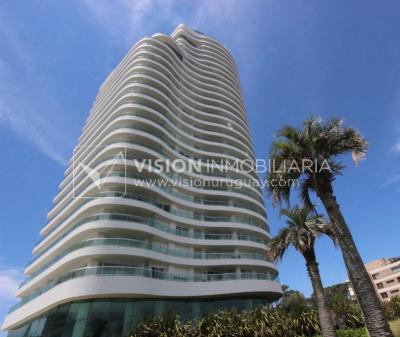 Apto en Aquarela Tower, lo mejor de Punta del Este | 4 dorm en suite + servicio, 253 m2 