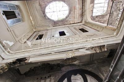 Edificio Palacio Amézaga, oportunidad de inversión, a reciclar para sede corporativa, oficinas u otro destino, 1500 m2 en el corazón de la Cd. Vieja.