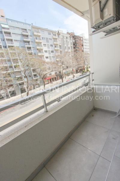 Apto nuevo 2 Dorm, 1 Baño, Av Libertador, 3er Piso MB vista, Sol directo todo el día, 2 balcones, 51 m2, Centro / Aguada. Renta sin impuestos: Vivienda Social.