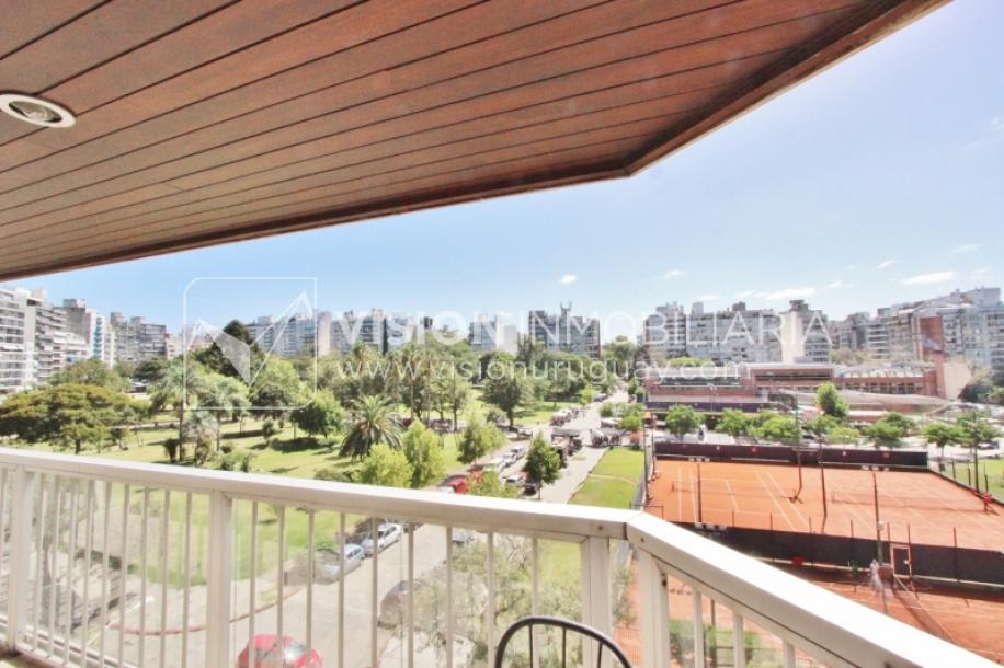 Alquila Apto. de 200m2 sobre el Parque Villa Biarritz, 3 dorm+servicio, garaje-12